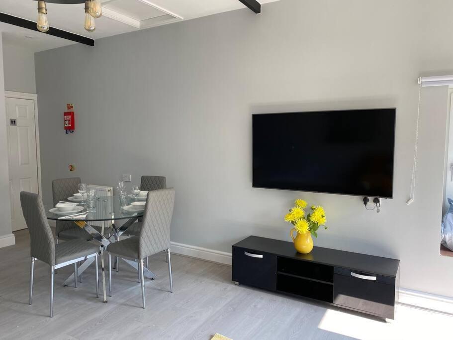 Apartamento The Terrace - Annexe With Views Bathford Exterior foto